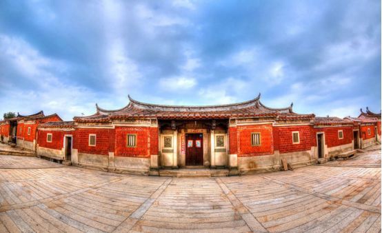 古厝回廊是辟邪族聚集地天鹿城的一部分.