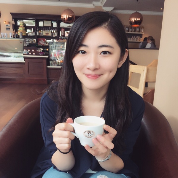 你在现实生活中见过最美的博士是什么样的?