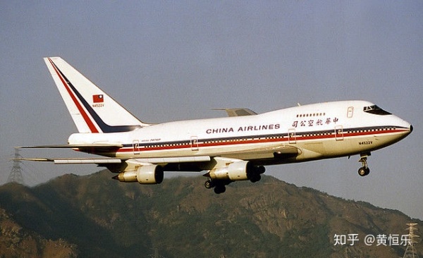 如何看待四川航空 3u8633 备降成都事件?