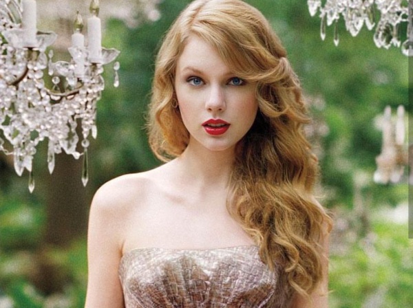 你收藏霉霉的最美的照片有哪些