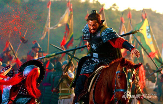 三弟子叫岳飞,使一杆沥泉枪,关于他"精忠报国"的故事在此就不赘述了