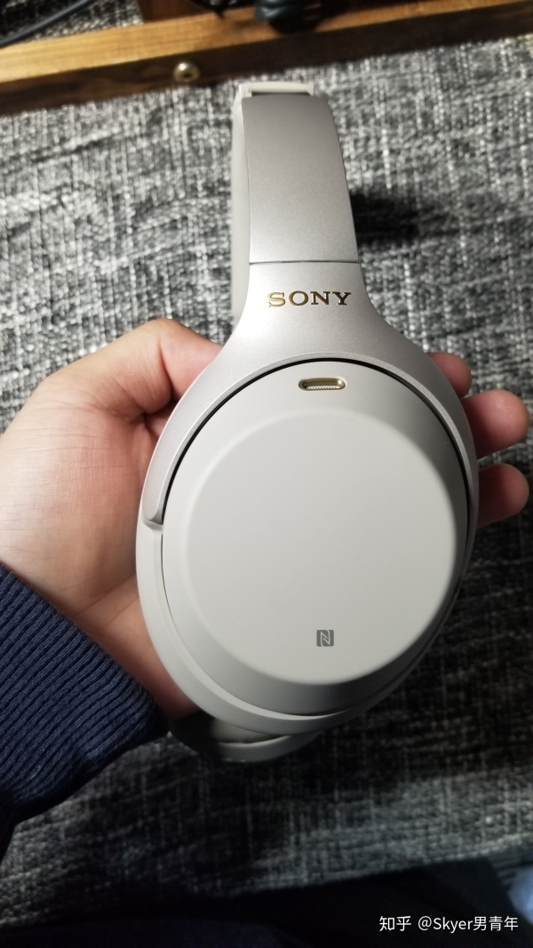 如何评价索尼(sony)wh-1000xm3?